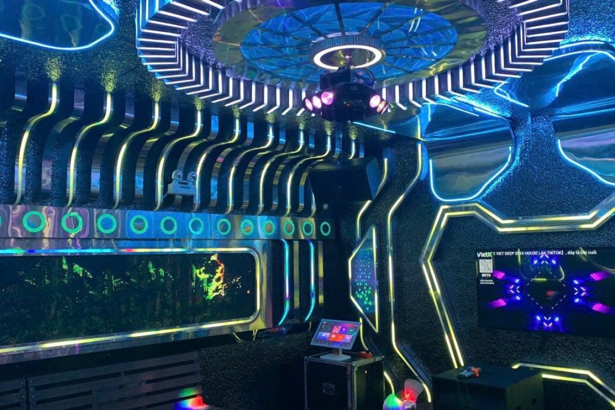 Karaoke Max Bar