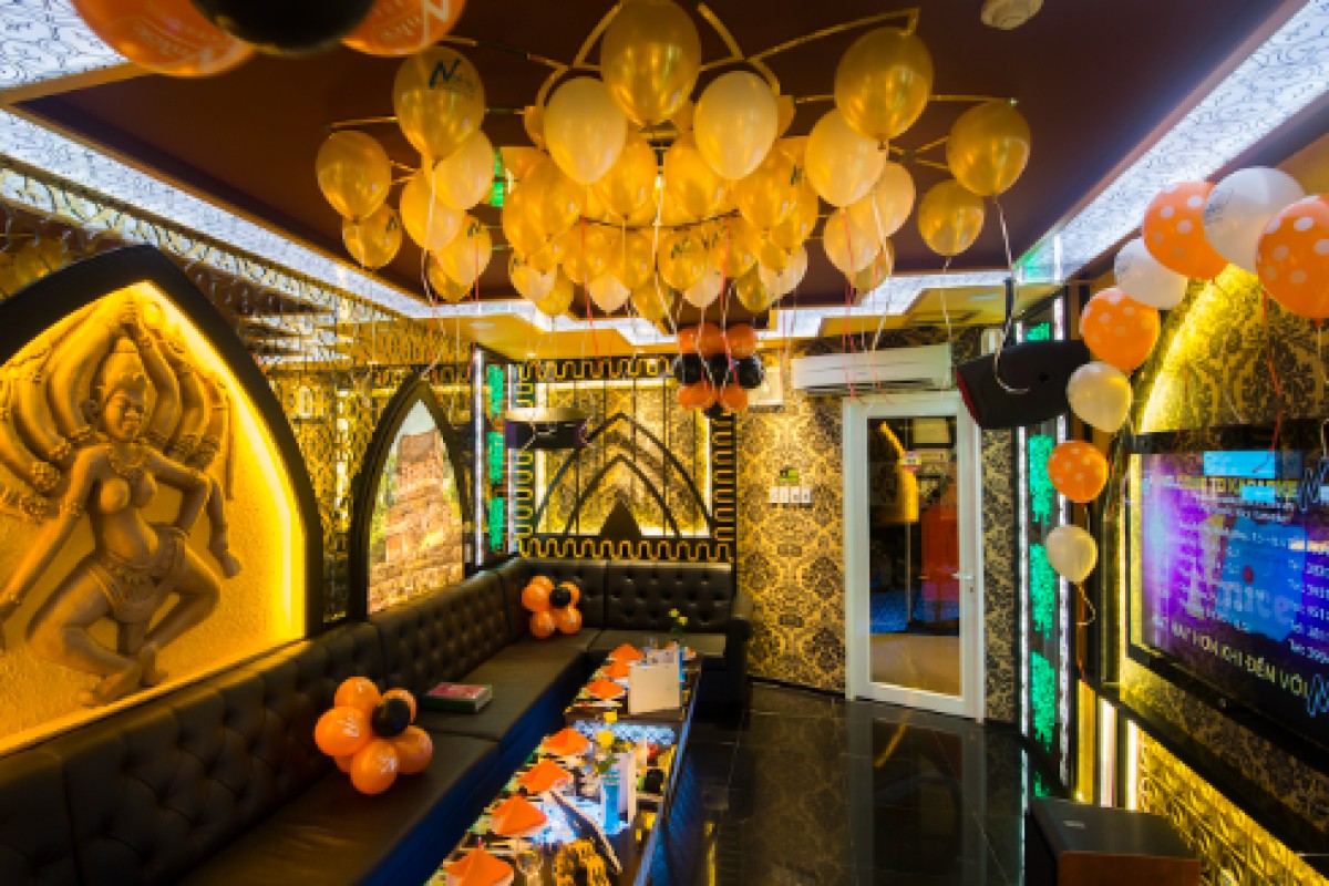 Karaoke nhà hàng Baly